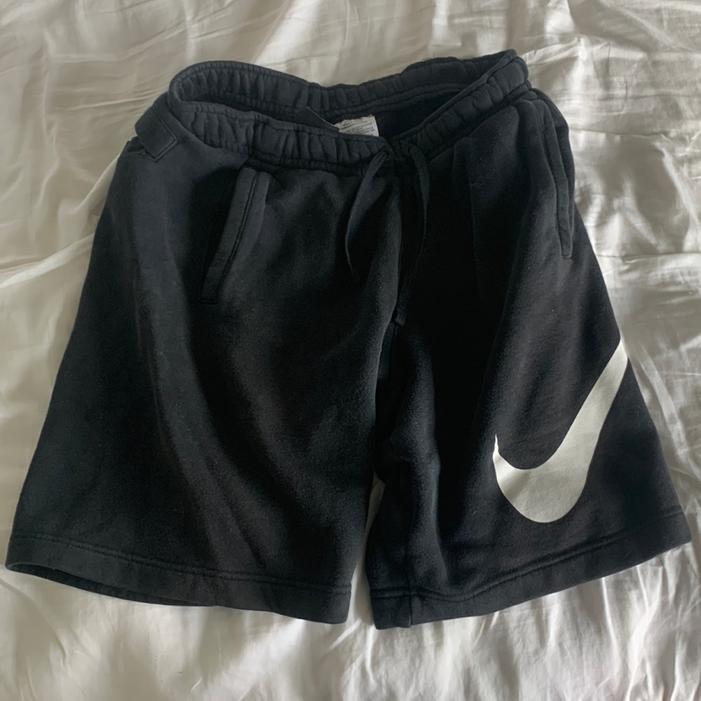 Small Nike Shorts for Mens, used